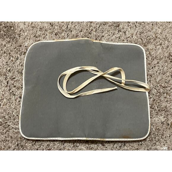 Silver Plated Make Up Kit Vintage Hong Hong Velvet Roll Up - Picture 4 of 7